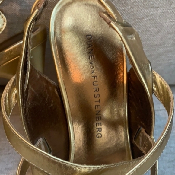 Diane Von Furstenberg Strappy Platform Slingback - Picture 3 of 15